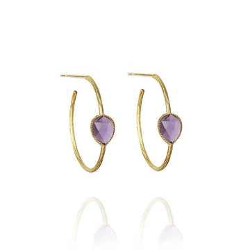 large hoop earrings in 18k gold and faceted drop shape amethyst gemstone