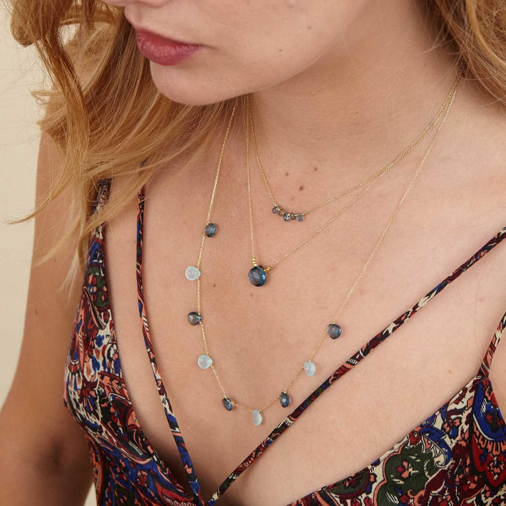 Briolette Bar Necklace 18k Gold Blue Topaz Sapphire - Perle de Lune