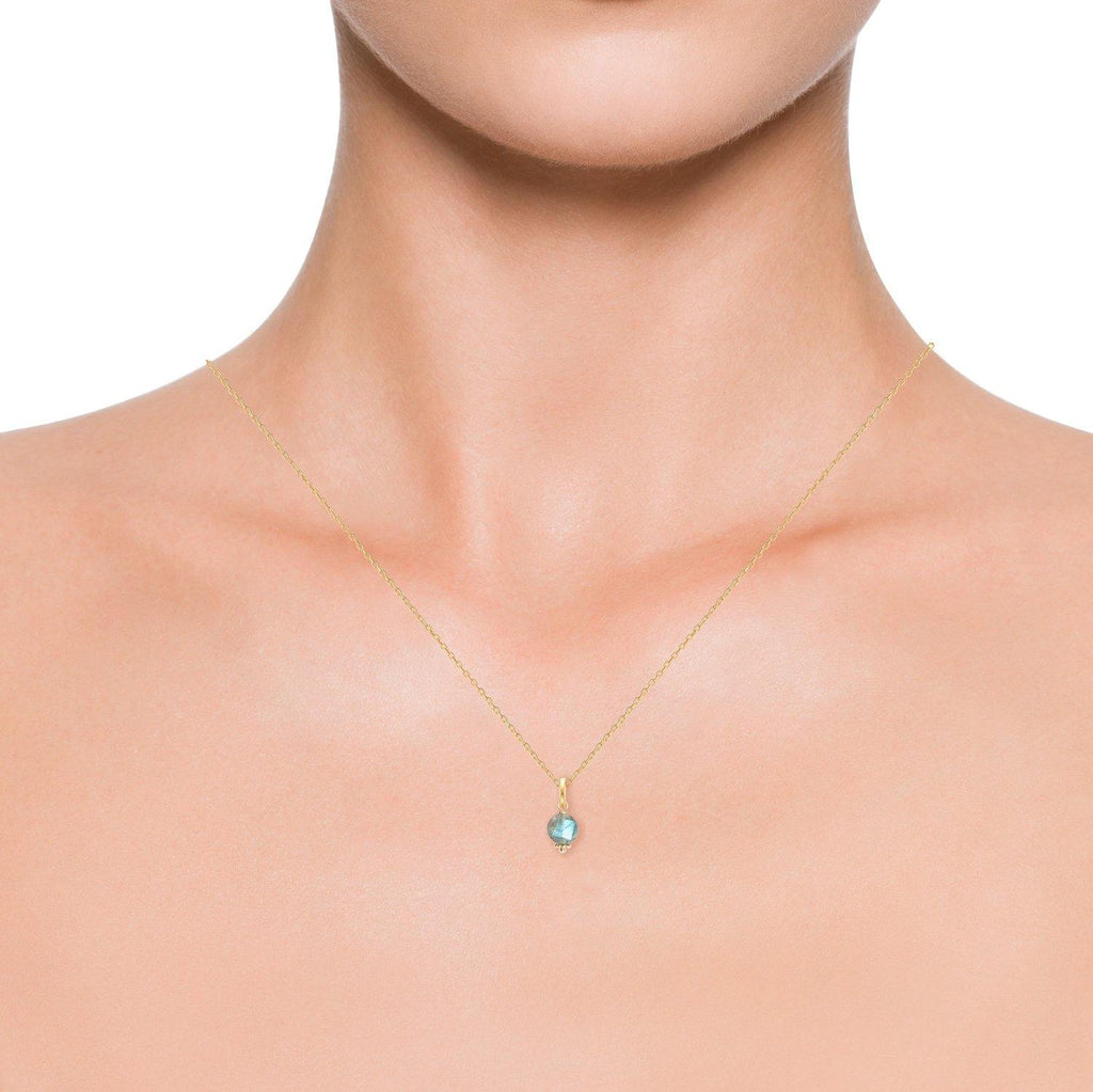Jaipur Pastille Charm for Necklace Labradorite - 18k Gold Boho bead - Perle de Lune