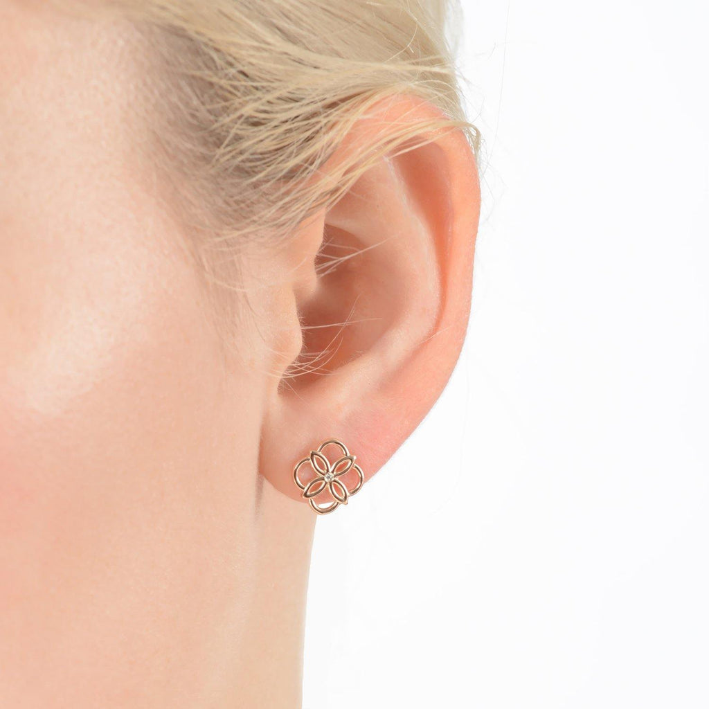 Daisy One Diamond Ear Studs - Perle de Lune